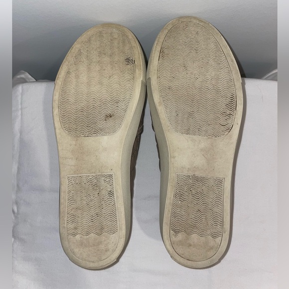 Steve Madden | Ecentrcq Leather Quilted Slip-On Shoes | Size 8.5 - Picture 8 of 9